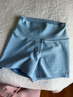 Alo high waist Airlift shorts S